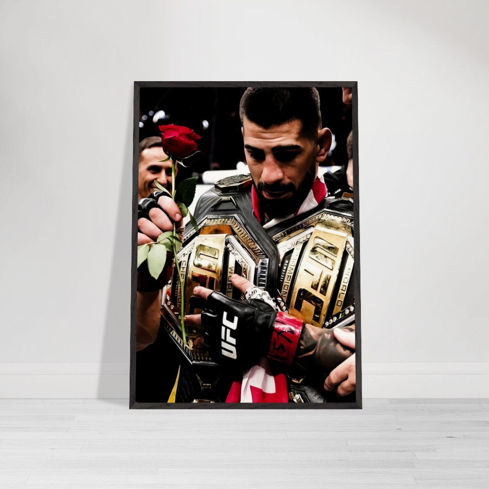 Ilia Topuria - Rose Gold