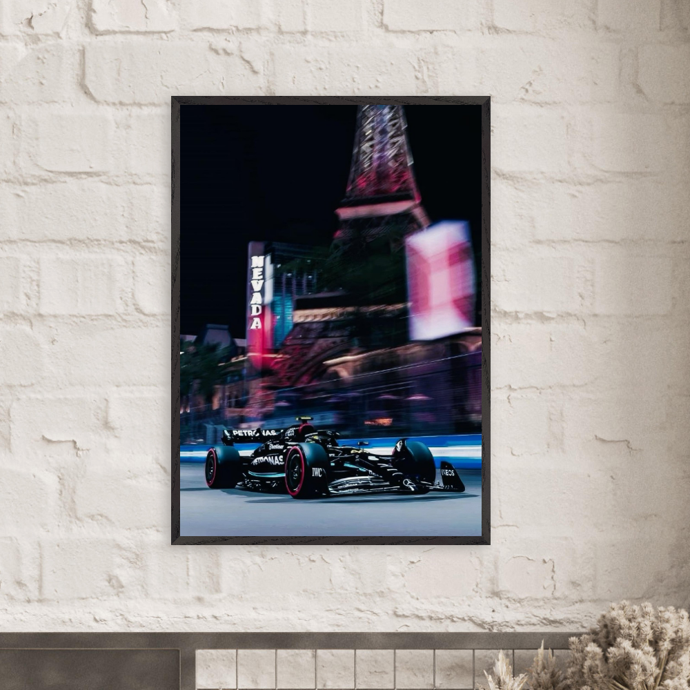 Mercedes - Eiffel Tower